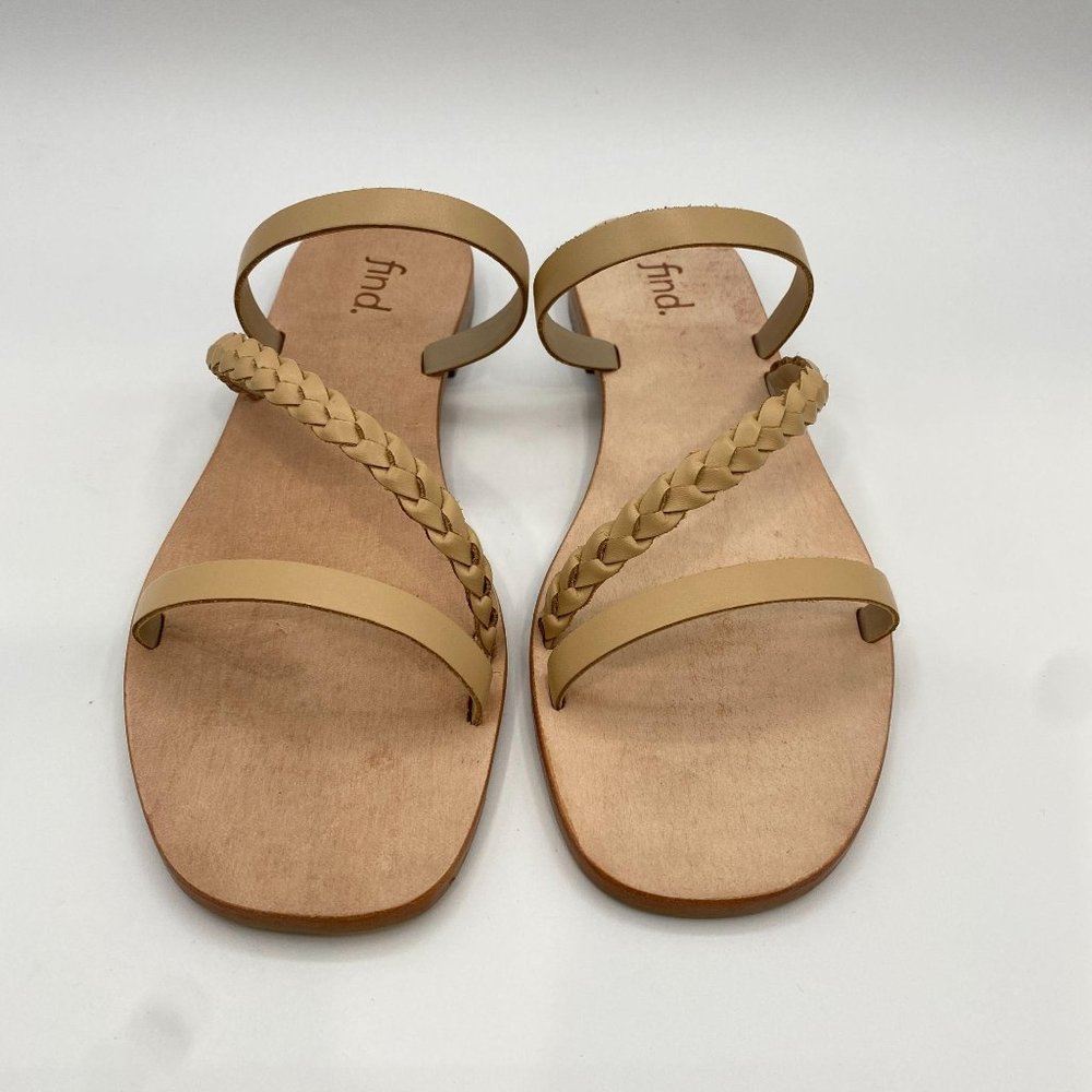 FIND. DIAGONAL WOMEN'S WEAVE MULE SANDALS